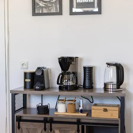 Mosel Lounge Pool Table Football Table Garden Terrace * Лайвен