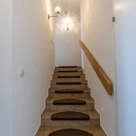 Mosel Lounge Pool Table Football Table Garden Terrace * Лайвен