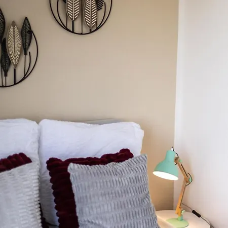 Mosel Lounge Pool Table Football Table Garden Terrace Лайвен