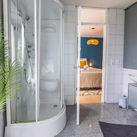 Mosel Lounge Pool Table Football Table Garden Terrace * Лайвен