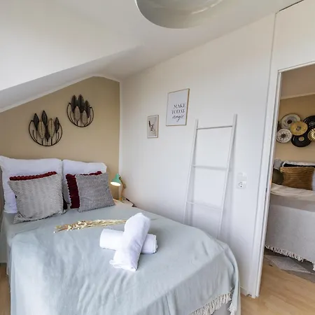 Mosel Lounge Pool Table Football Table Garden Terrace Апартаменты Лайвен