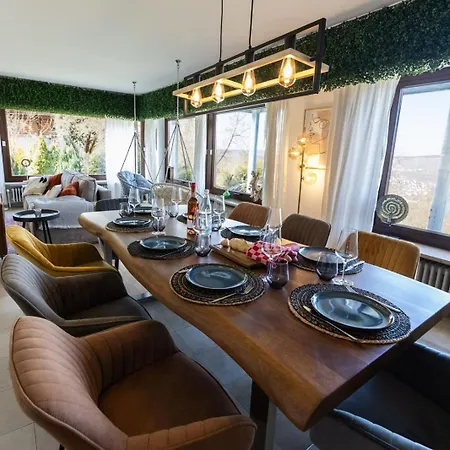 Апартаменты Mosel Lounge Pool Table Football Table Garden Terrace Лайвен