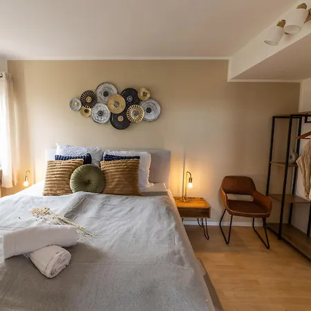 Mosel Lounge Pool Table Football Table Garden Terrace Лайвен