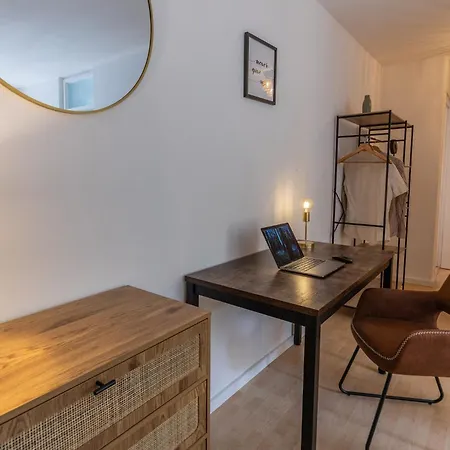 Апартаменты Mosel Lounge Pool Table Football Table Garden Terrace