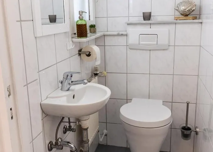 Mosel Lounge Pool Table Football Table Garden Terrace Apartament *