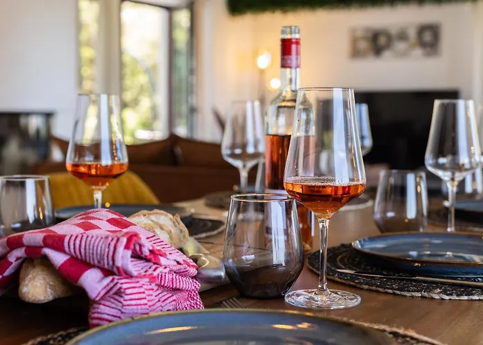 Mosel Lounge Pool Table Football Table Garden Terrace Apartament