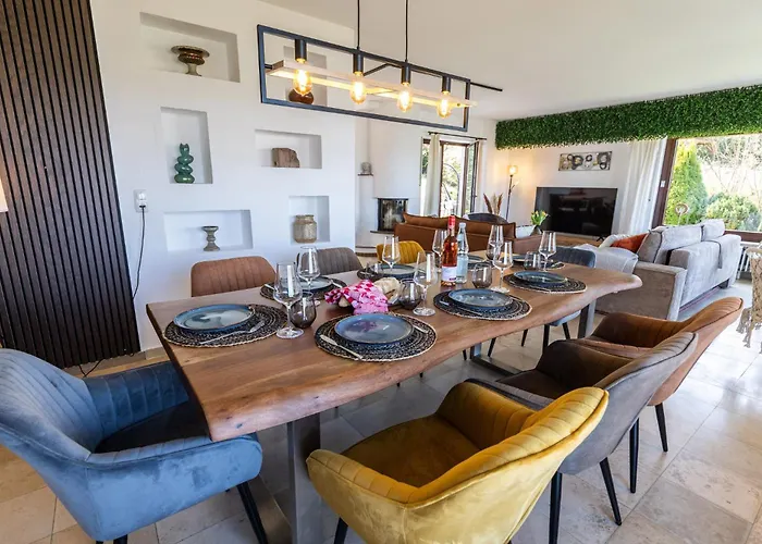 Mosel Lounge Pool Table Football Table Garden Terrace Apartament *